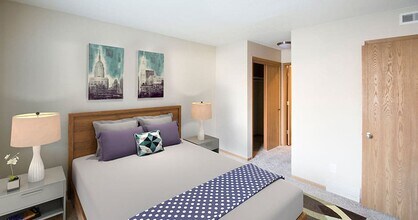 Boulder Ridge Apartment Homes in West Des Moines, IA - Building Photo - Building Photo