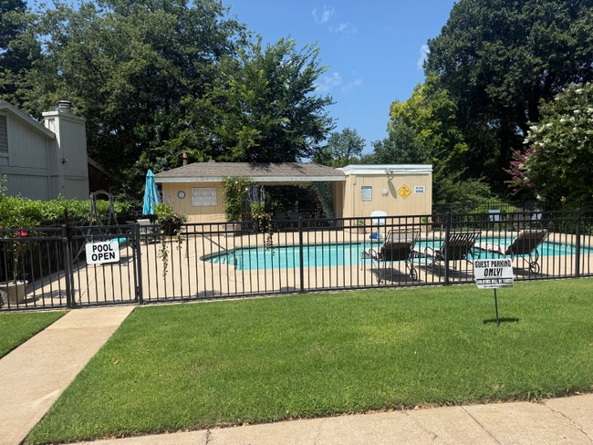 property at 7439 S Atlanta Ave