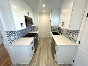 2153 Channel Dr in Ventura, CA - Building Photo - Building Photo