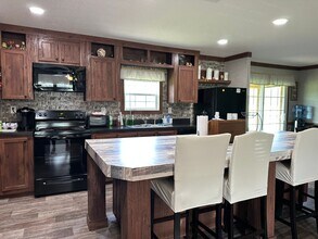7516 Co Rd 346 in Micanopy, FL - Building Photo - Building Photo