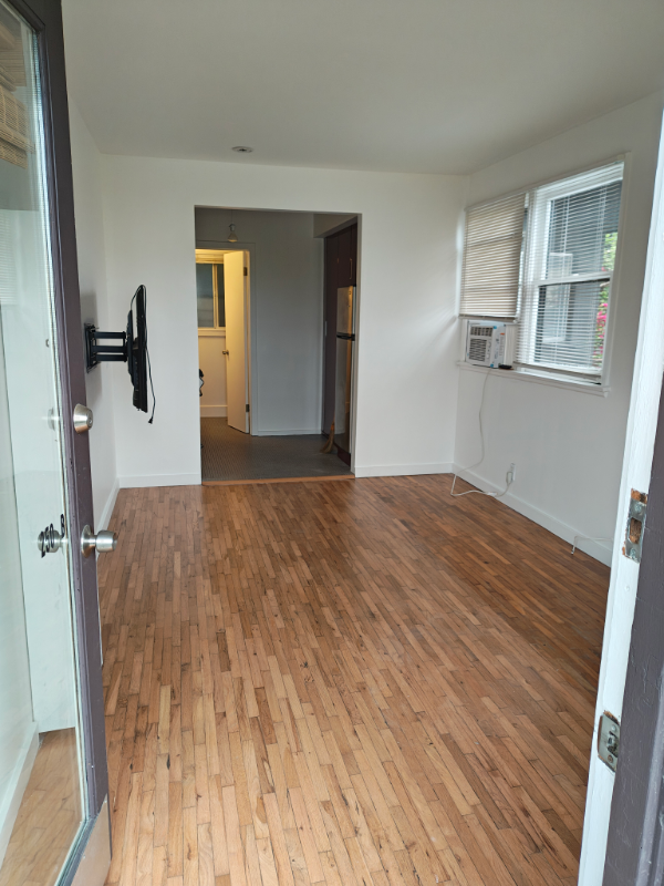 250 3rd Ave in Los Angeles, CA - Building Photo - Building Photo