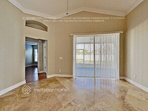 13420 Fladgate Mark Drive in Riverview, FL - Foto de edificio - Building Photo