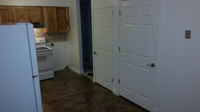 property at 314 W Center St