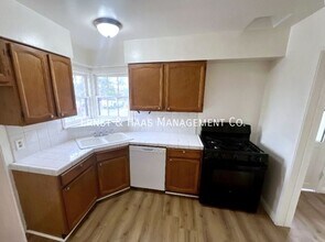 2220 E McKenzie St in Long Beach, CA - Building Photo - Building Photo