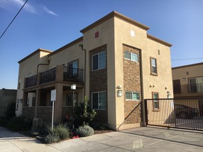 Four40 Sepulveda in Carson, CA - Building Photo - Building Photo