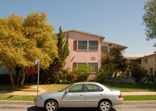 3720 Corinth Ave in Los Angeles, CA - Building Photo - Building Photo