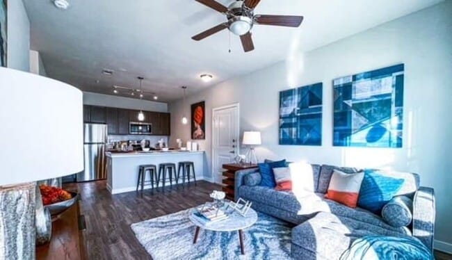 3530 W 12th St in Houston, TX - Building Photo - Building Photo