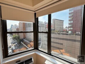 Fourth Avenue, Unit 11B in New York, NY - Building Photo - Building Photo