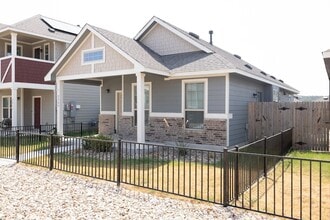 2809 Seneca Path in Leander, TX - Foto de edificio - Building Photo