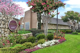 Quay Point Apartments in Houston, TX - Foto de edificio - Building Photo