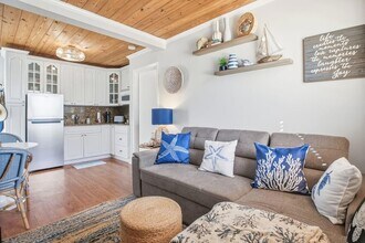 310 Harrison St, Unit 102E in Hollywood, FL - Building Photo - Building Photo