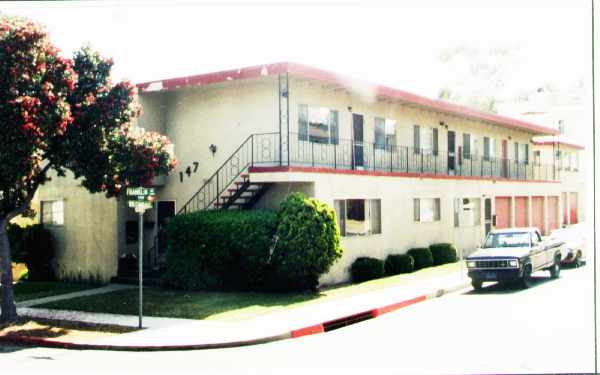 147 Whiting St in El Segundo, CA - Building Photo - Building Photo