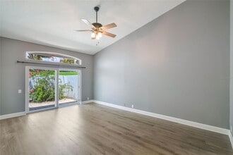 6036 Topsail Rd in Lady Lake, FL - Building Photo - Building Photo