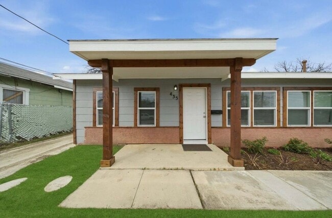 435 Avondale Ave, Unit 435 in San Antonio, TX - Building Photo - Building Photo