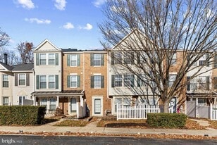 4122 Maple Path Cir in Perry Hall, MD - Building Photo