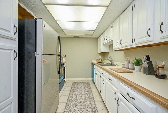 2826 S Bartell Dr in Houston, TX - Building Photo - Building Photo