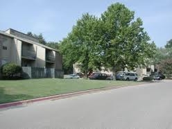 Woodmanor Apartments in Durant, OK - Building Photo