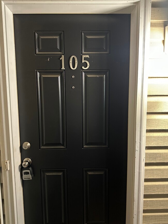 623 Wyndhurst Dr in Lynchburg, VA - Foto de edificio - Building Photo
