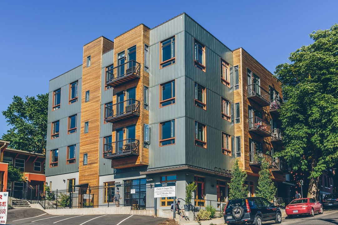 Goose Apartments in Portland, OR - Building Photo