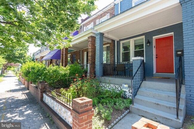 1615 Fairlawn Ave SE in Washington, DC - Building Photo - Building Photo