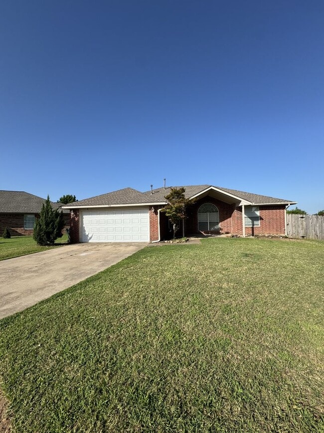 property at 700 Glen Ellen Cir