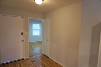 11564 Southwood Dr in Saratoga, CA - Building Photo - Building Photo