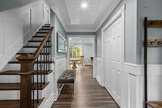 36 Carriage House Dr in Danbury, CT - Building Photo - Building Photo