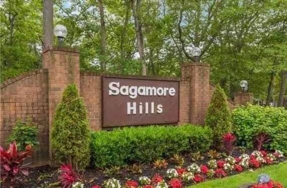 287 Sagamore Hills Dr in Port Jefferson Station, NY - Building Photo