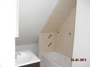 3431 N Holton St in Milwaukee, WI - Building Photo - Building Photo