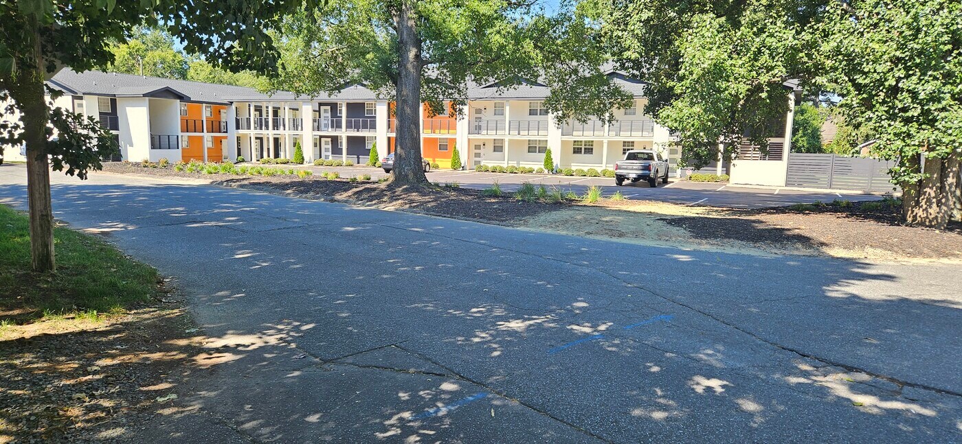 2323 Beacon St in Charlotte, NC - Building Photo