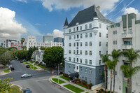 DON - St. Germaine in Los Angeles, CA - Building Photo - Building Photo