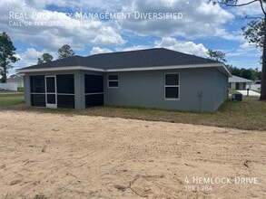 4 Hemlock Dr in Ocala, FL - Foto de edificio - Building Photo