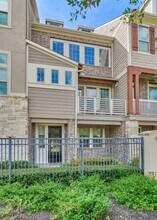 9627 Towne Lake Pkwy in Houston, TX - Building Photo - Building Photo