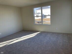 5290 Laurel Crest Run in Noblesville, IN - Building Photo - Building Photo