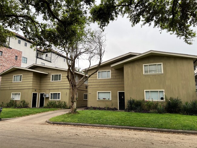 property at 4307 W Alabama St