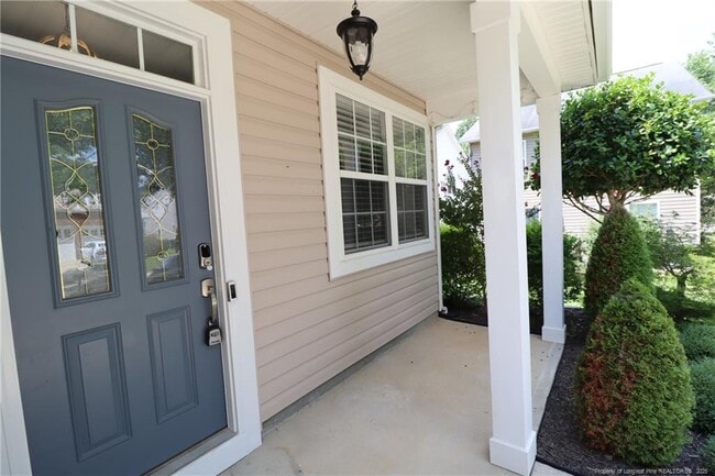 137 Palmdale Ct in Holly Springs, NC - Building Photo - Building Photo