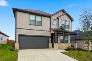 126 Bendecido Loop in Elgin, TX - Building Photo