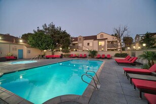 The Barkley in Anaheim, CA - Building Photo
