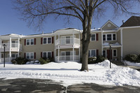 Laurette Sweeney Apartments in Manchester, NH - Building Photo - Building Photo