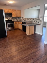 660 Four Seasons Blvd in Aurora, IL - Building Photo - Building Photo