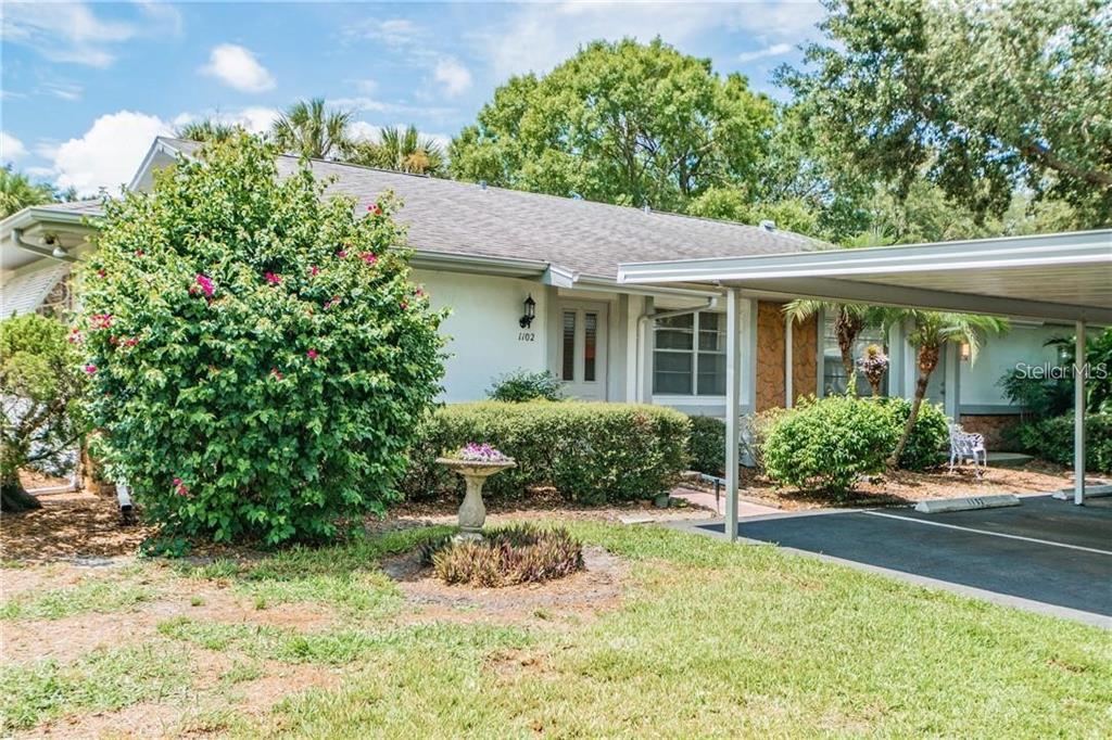1102 Halton Ct in Sun City Center, FL - Building Photo