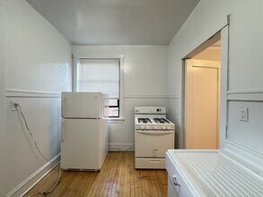 1312 Oak Ave in Evanston, IL - Building Photo - Building Photo