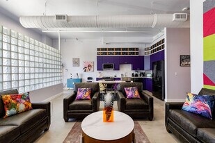 4507 E Martin Luther King Jr Blvd in Austin, TX - Building Photo