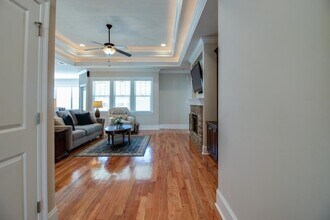 3653 Velda Oaks Cir in Tallahassee, FL - Foto de edificio - Building Photo
