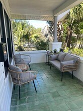 2527 Highland St S in St. Petersburg, FL - Building Photo - Building Photo