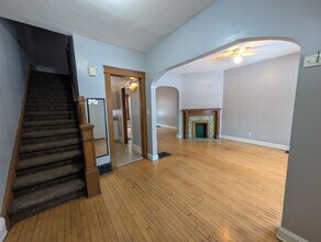 5807-5807 Franklin Blvd in Cleveland, OH - Building Photo - Building Photo