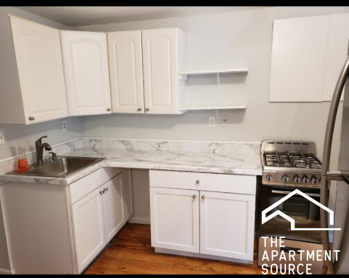1380 N Dean St, Unit G in Chicago, IL - Building Photo