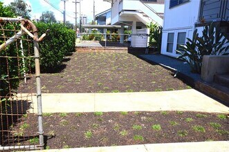 1733 Citron St in Honolulu, HI - Building Photo - Building Photo