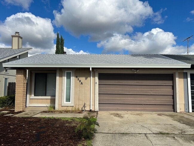 510A Hyacinth Ct