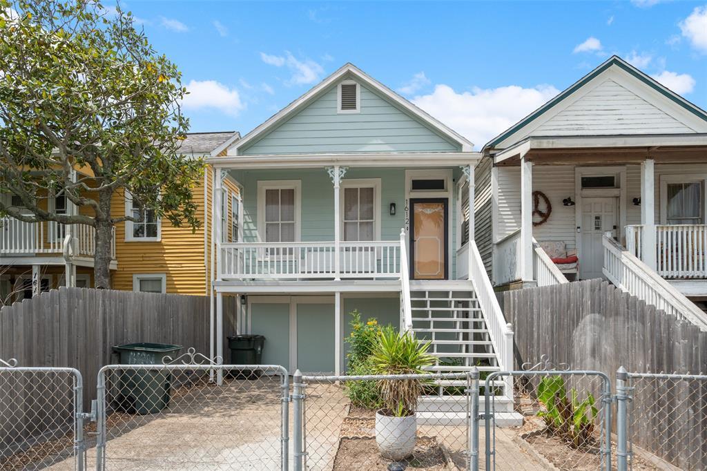 1612 Ursuline St in Galveston, TX - Building Photo